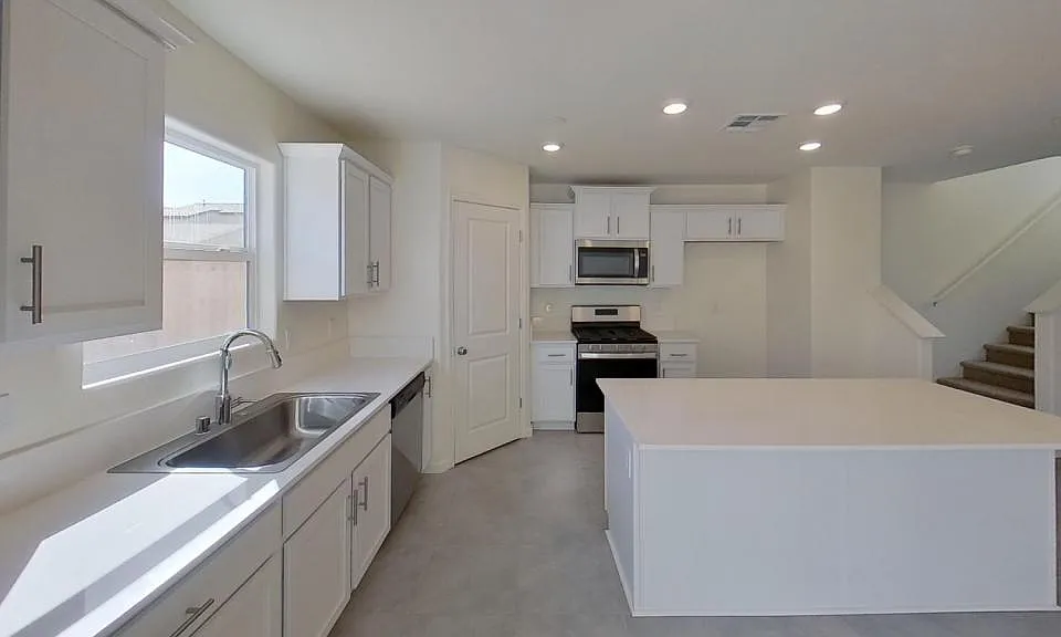 710 Jessie Dr