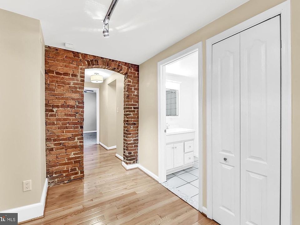 1st image of 2312 Essex St