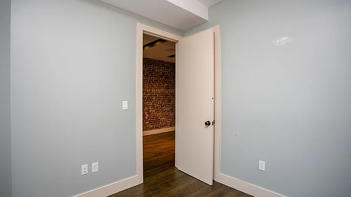 Rented by Nooklyn NYC LLC | media 51