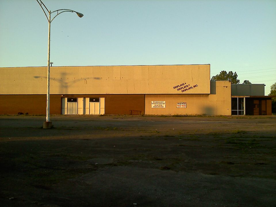 2001 Elyria Ave, Lorain, OH 44052 Zillow