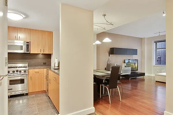 Sold by Keller Williams NYC | media 4