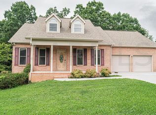 809 Reagan View Ln, Seymour, TN 37865