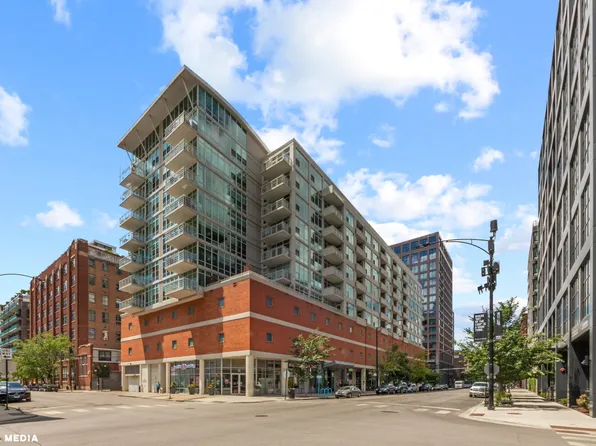 909 W Washington Blvd, Chicago, IL