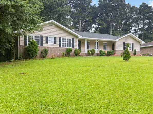 1656 Norton Estates Cir, Snellville, GA 30078