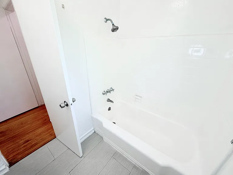 235 E California Blvd — Photo 24
