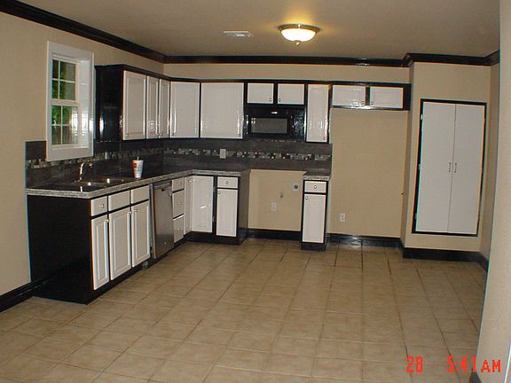 2nd image of 66 E Orr St