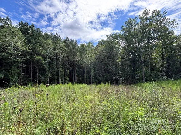 310 Ponderosa Rd, Stanley, NC 28164