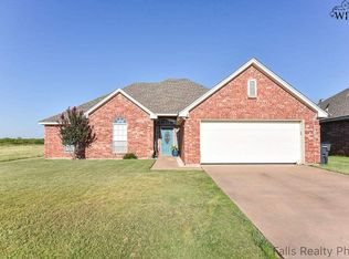4808 Pinehurst Dr, Wichita Falls, TX 76310