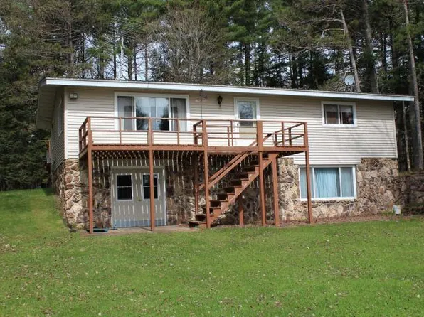 5290 Rangeline Rd, Eagle River, WI 54521