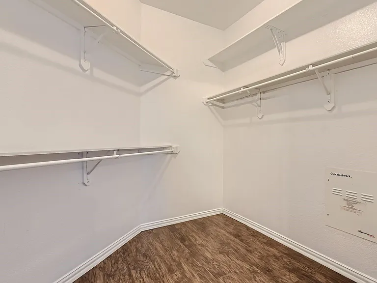 5301 Lily Dr — Photo 23