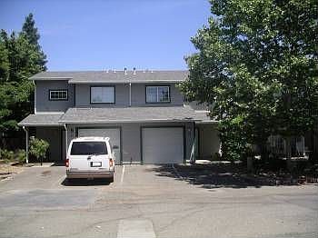 2nd image of 1717 E Eaton Rd #1