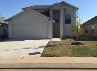 1516 Chama Dr, Fort Worth, TX 76119
