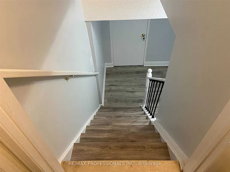 5349 Lismic Blvd #BASEMENT — Photo 3