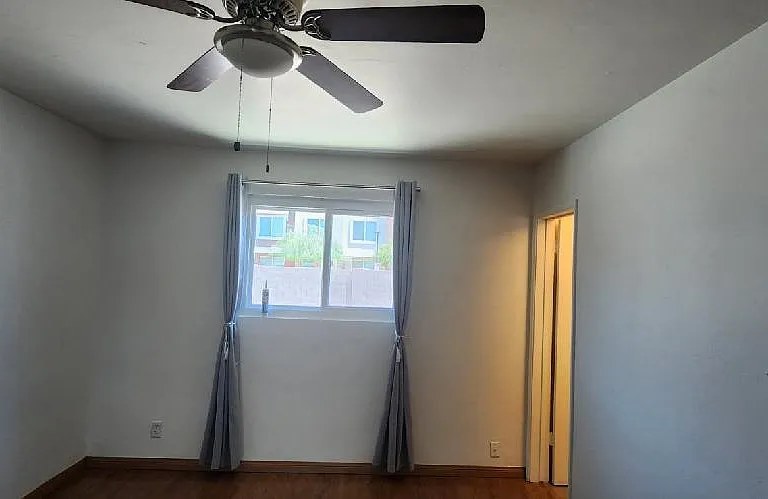 1416 E Orange St — Photo 10
