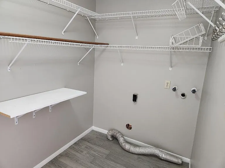 2322 Deer Valley Dr — Photo 16
