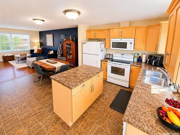 UNIT 107-4801 CHILD AVENUE, Regina, SK S4X 0C4