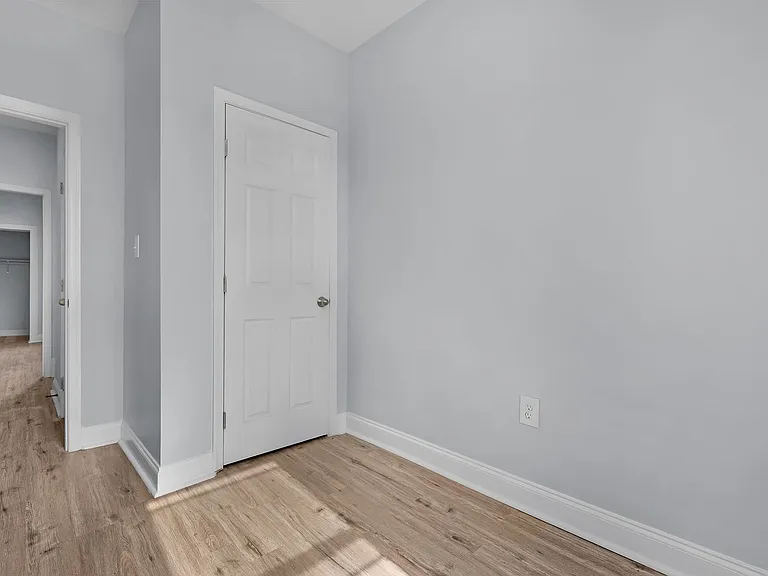 510 N Edgewood St — Photo 16
