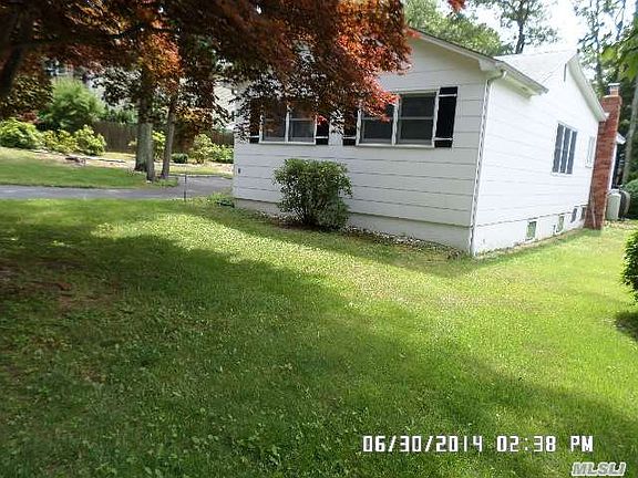 2nd image of 32 Woodhaven Dr