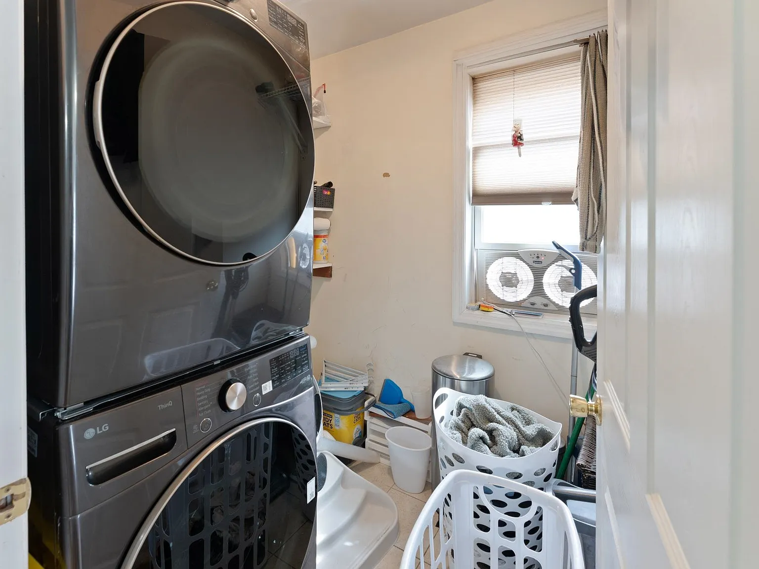 3 bed, 2.0 bath, $2,900 — Photo 4
