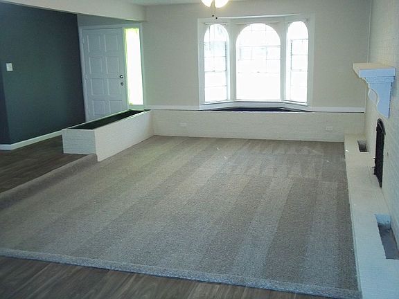 4th image of 7301 Folkstone Dr
