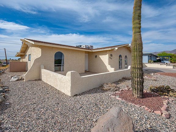 5th image of 3767 Comet Dr
