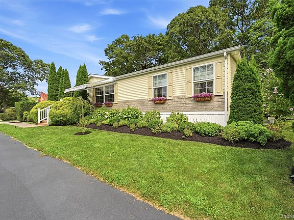 2nd image of 37 Unit 88 Hubbard Avenue #88