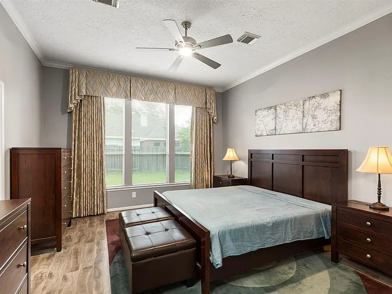 3827 Shady Breeze Dr — Photo 12