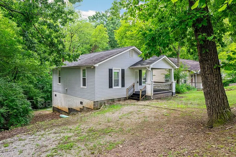 2 bed, 1.0 bath, 756 sqft, $1,295 — Photo 3