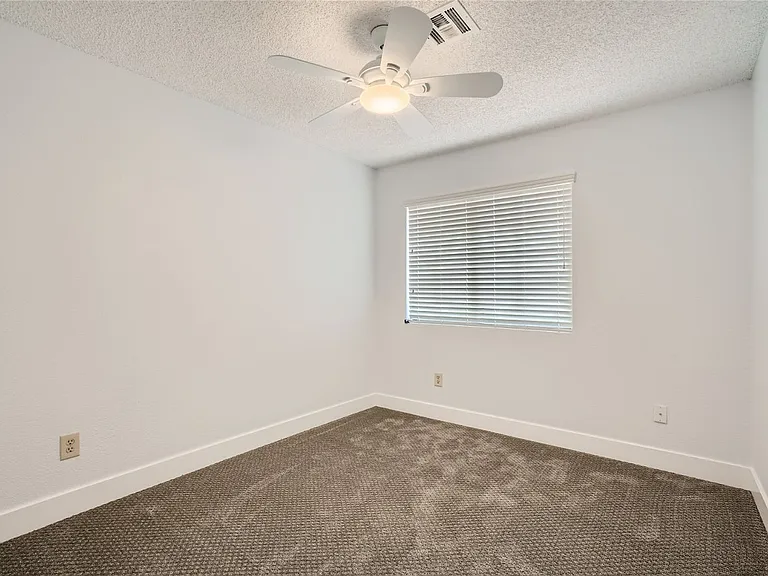 4844 Maryvale Dr — Photo 18