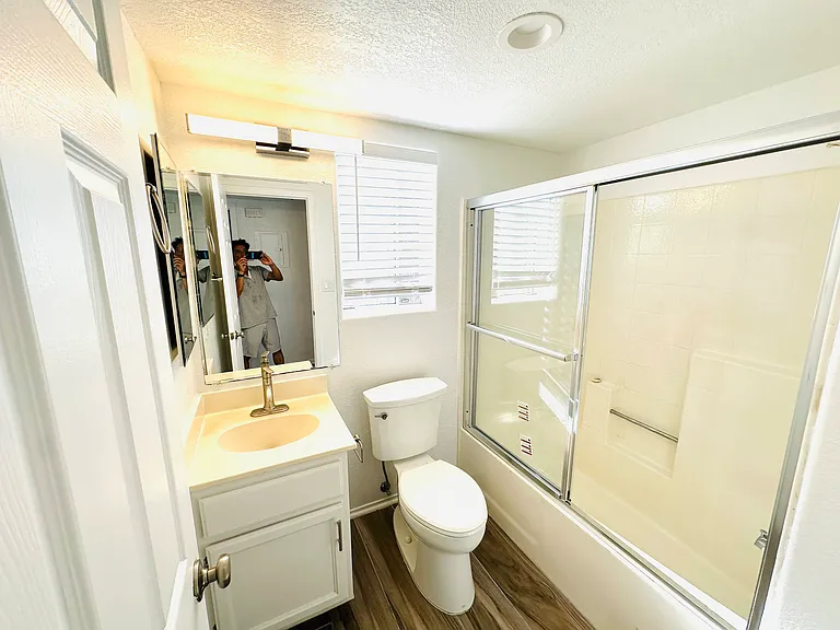 1524 E Spruce St #B — Photo 7
