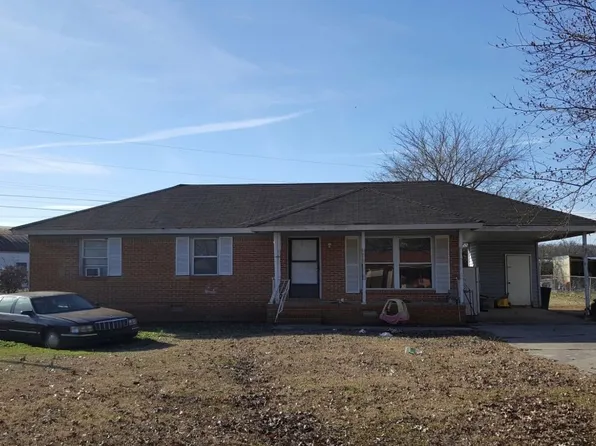 26 Joes Cir, Bolivar, TN 38008