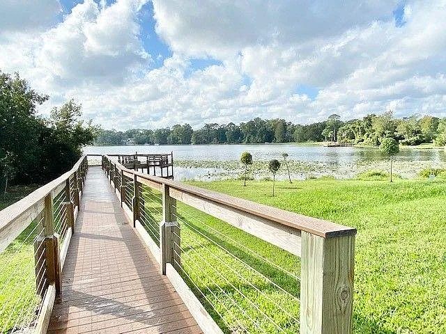 534 Lake Wildmere Cv — Photo 38