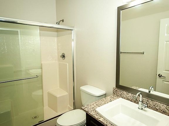 2nd image of 2016 W Orangewood Ave APT 212