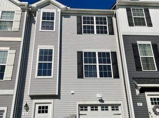 29 S Center St #29, Hanover, PA 17331