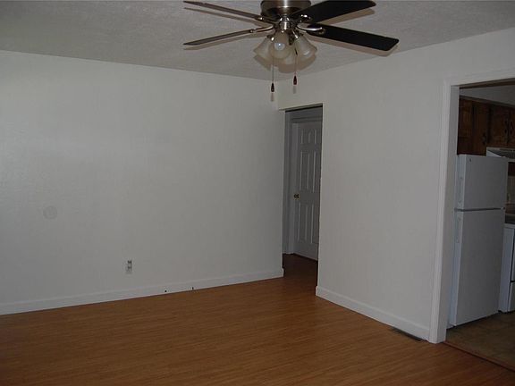 5th image of 3127 Ronald Dr