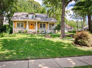 4929 Westwood Rd, Kansas City, MO 64112