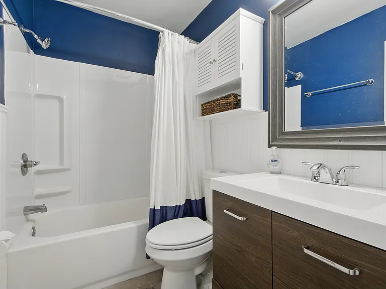 4105 Clintwood Ln — Photo 18