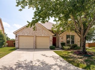 8702 Nairn St, Rowlett, TX 75089