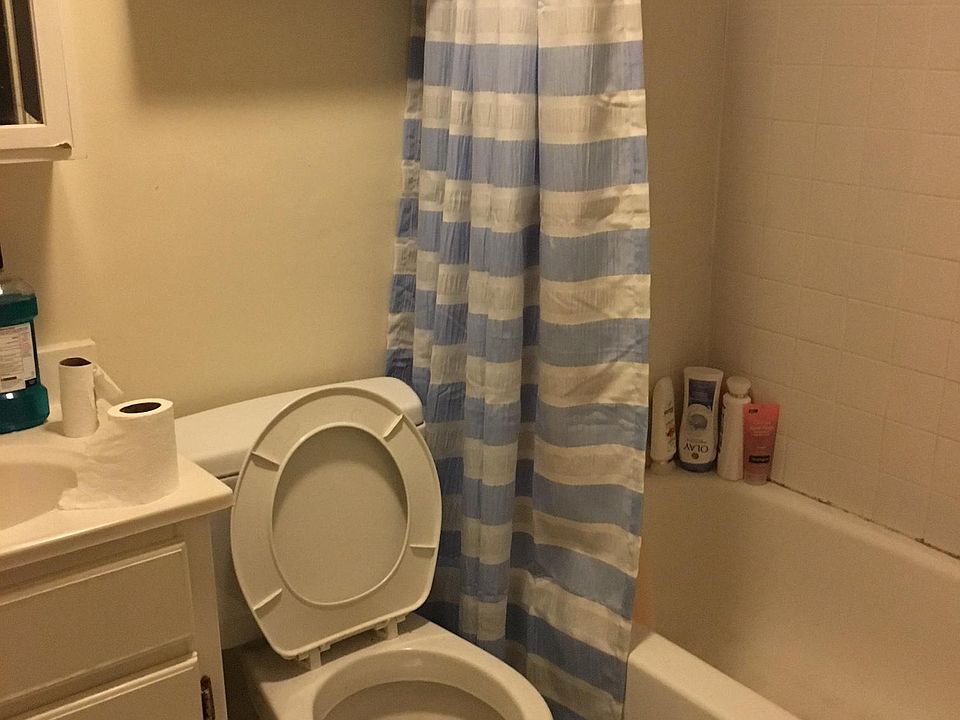 2nd image of 20 Cleveland Pl