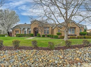 9266 Seabiscuit Ln, Elk Grove, CA 95624