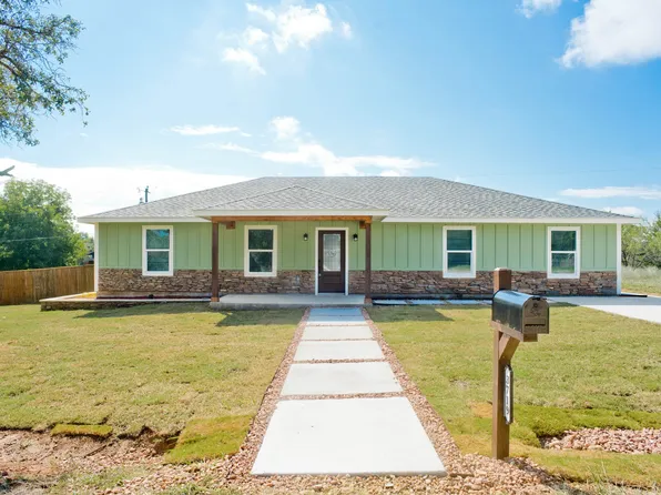 3719 Washington Trl, Granbury, TX 76048