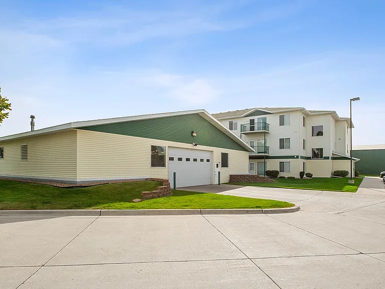 The Legacy Apartments — Photo 26