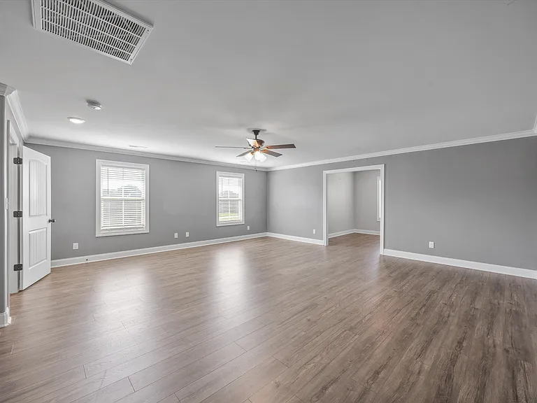 17050 Stonegate Dr — Photo 5