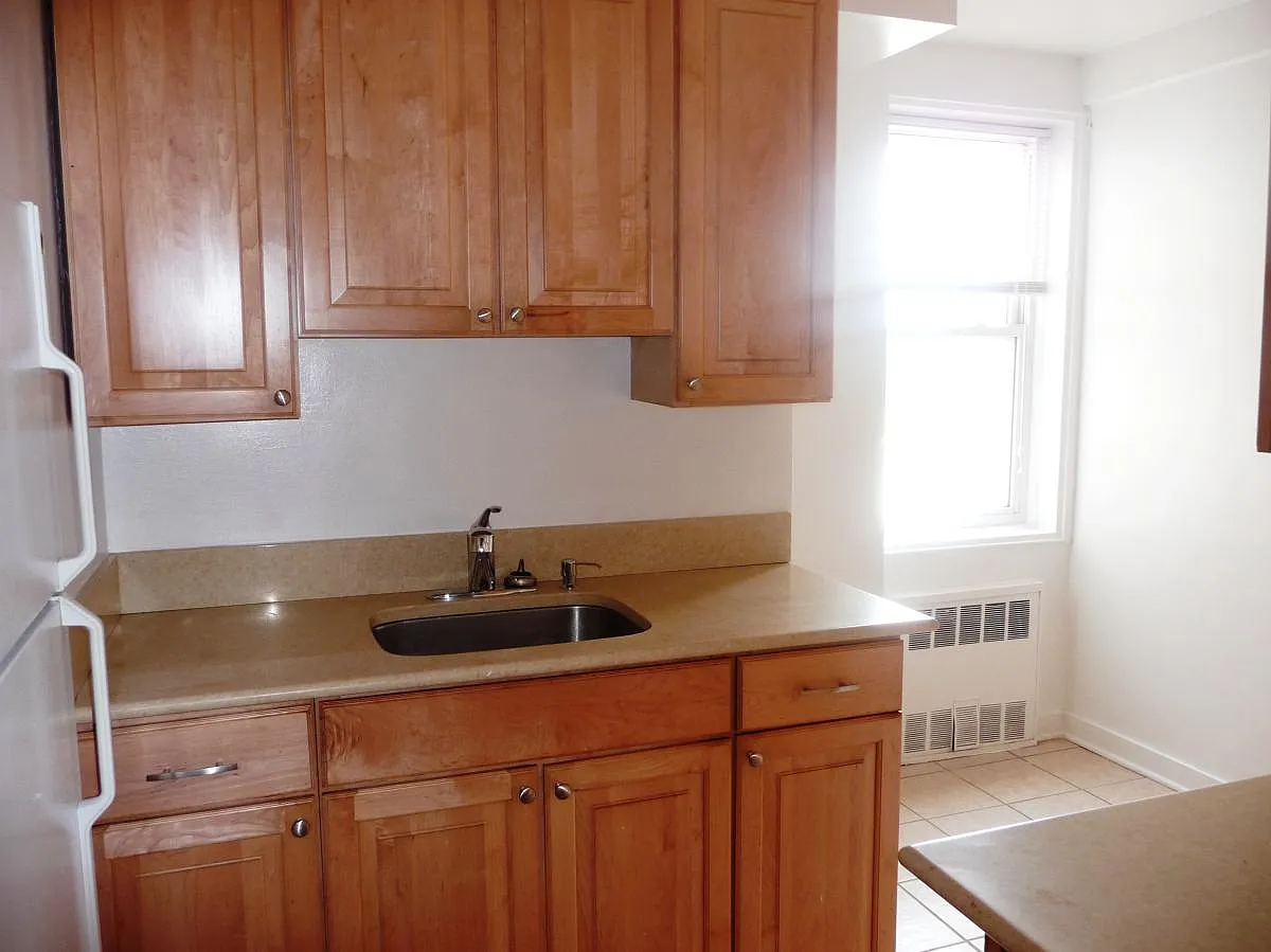 1 bed, 873 sqft, $2,175 — Photo 4