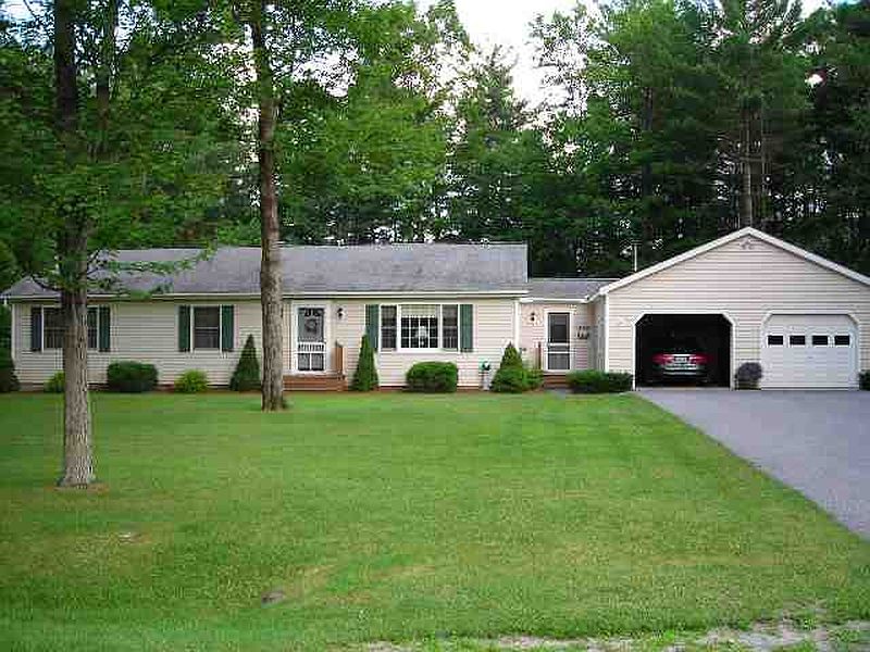2nd image of 16 SHINGLE HOLLOW Road