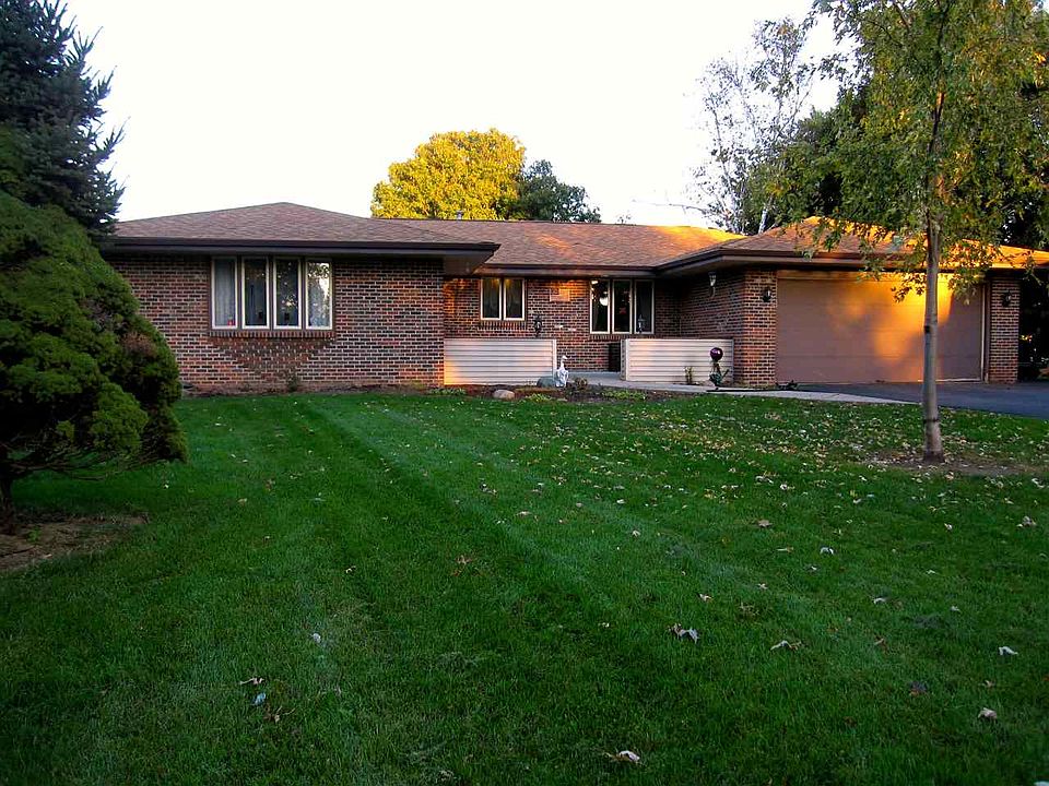 1st image of 7037 Montmorency Dr
