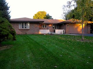 7037 Montmorency Dr, Rockford, IL 61108