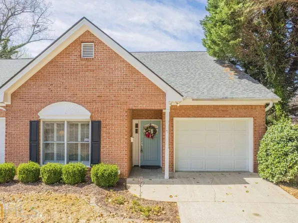 67 Green Hill Pl, Toccoa, GA 30577