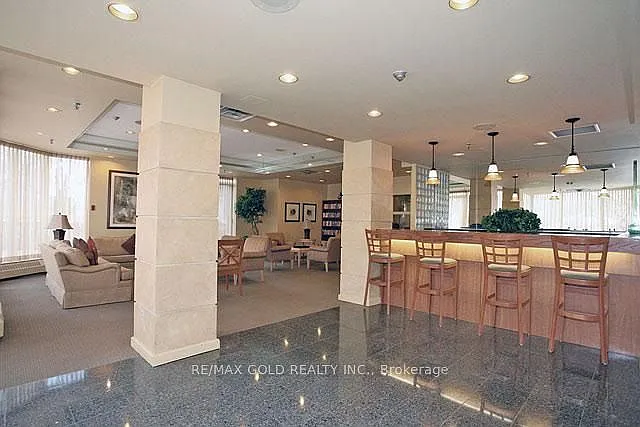 3 bed, $2,800 — Photo 4