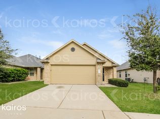 818 Sun Prairie Dr, Houston, TX 77090